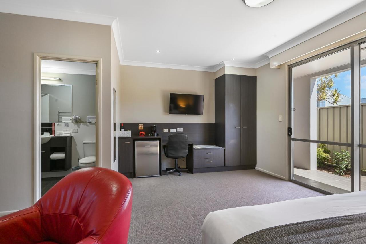 แพลตินัม อินเตอร์เนชั่นแนล Hotel ทูวูมบา ภายนอก รูปภาพ