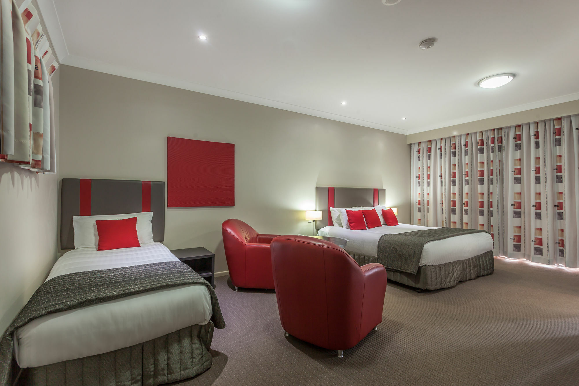 แพลตินัม อินเตอร์เนชั่นแนล Hotel ทูวูมบา ภายนอก รูปภาพ